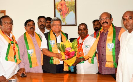 ವಿಕಸಿತ ಭಾರತ ಅಮೃತ ಕಾಲ ಸೇವೆ: ಜಗದೀಶ್ ಶೆಟ್ಟರ್ರಿಗೆ ಕಲಬುರಗಿಯಲ್ಲಿ ಸನ್ಮಾನ