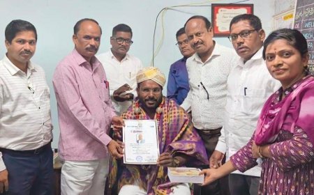ಸುರೇಶ ವಗ್ಗೆ ಅವರಿಗೆಸನ್ಮಾನ