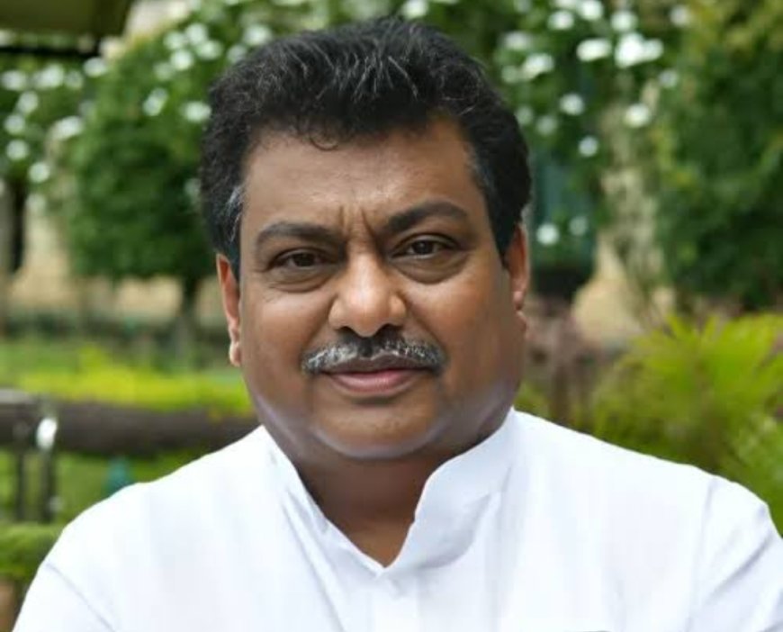 ಸನ್ಮಾನ್ಯ ಶ್ರೀ ಎಂ ಬಿ ಪಾಟೀಲರಿಗೆ ಮುಖ್ಯಮಂತ್ರಿ ಜವಾಬ್ದಾರಿ ನೀಡಬೇಕು - ಸಂಗಮೇಶ ಎನ್ ಜವಾದಿ.