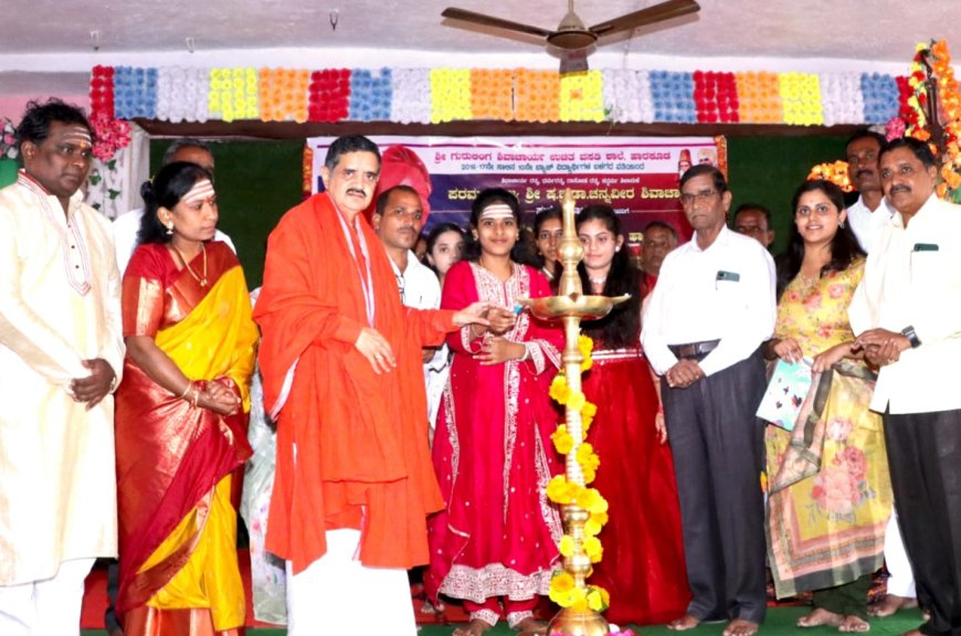 ಲೌಕಿಕ ಸೆಳೆತಗಳಿಗೆ ಬಂಧಿತನಾಗದಿರು - ಹಾರಕೂಡ ಶ್ರೀ