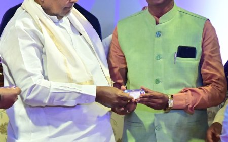 ಪತ್ರಿಕಾ ದಿನಾಚರಣೆಯಲ್ಲಿ ಚಿಂಚೋಳಿಯ ಜಗನ್ನಾಥ ಶೇರಿಕಾರಗೆ ಸಿ.ಎಮ್. ಗೌರವ