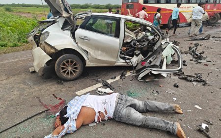 ಅಥಣಿಯಲ್ಲಿ ಭೀಕರ ಅಪಘಾತ; ಕಾರು-ಬಸ್‌ ಡಿಕ್ಕಿ – ಅಫಜಲಪುರ ಮೂಲದ ಮೂವರು ಸ್ಥಳದಲ್ಲೇ ದುರ್ಮರಣ