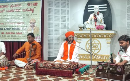 ಸಂಸಾರದಲ್ಲಿದ್ದು  ಪಾರಮಾರ್ಥ ಸಾಧಿಸುವುದೇ ಶರಣಮಾರ್ಗ*