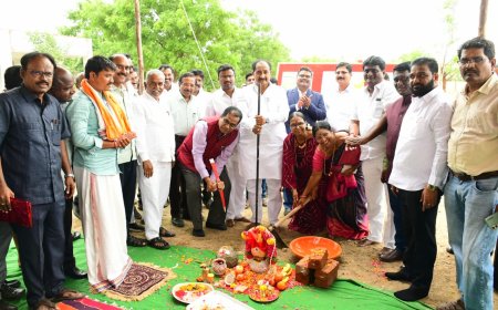 ಸರಕಾರಿ ಮಹಾವಿದ್ಯಾಲಯ (ಸ್ವಾಯತ್ತದಲ್ಲಿ)  ವಿವಿಧ ಅಭಿವೃದ್ಧಿ ಕಾಮಗಾರಿಗೆ ಶಾಸಕ ಅಲ್ಲಮಪ್ರಭು ಪಾಟೀಲ ಚಾಲನೆ