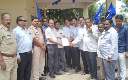 ದಲಿತರ ಭೂಮಿ ಮತ್ತು ವಸತಿ ಹಕ್ಕಿಗಾಗಿ ಪ್ರತಿಭಟನಾ ಧರಣಿ| :..