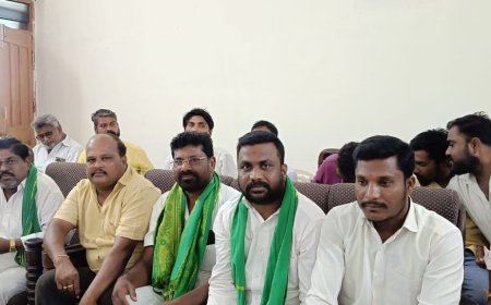ಆಳಿದ ಬಿಜೆಪಿ, ಕಾಂಗ್ರೇಸ್, ಜೆಡಿಎಸ್ ಪಕ್ಷಗಳು ಒಳಮೀಸಲಾತಿ ಜಾರಿಗೊಳಿಸುವುದರ ಕಡೆಗೆ ಯಶಸ್ವಿ ಕಂಡಿಲ್ಲ: ಆರೋಪ  ಸರಕಾರಕ್ಕೆ ಎಚ್ಚರಗೊಳಿಸಲು ಆ.1 ರಂದು ಡಿಸಿ ಕಛೇರಿ ಮುಂದೆ ಅರೆಬತ್ತಲೆ ಪ್ರತಿಭಟನೆ ನಡೆಸಲು ನಿರ್ಧಾರ