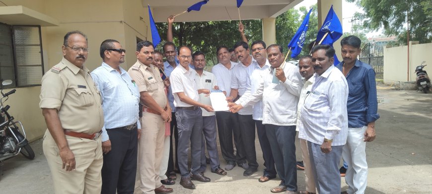 ದಲಿತರ ಭೂಮಿ ಮತ್ತು ವಸತಿ ಹಕ್ಕಿಗಾಗಿ ಪ್ರತಿಭಟನಾ ಧರಣಿ| :..