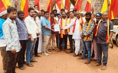 ಗೋಡೆ ಗಡಿಯಾರ ಪುನಃ ಅಳವಡಿಸಲು ಒತ್ತಾಯ.