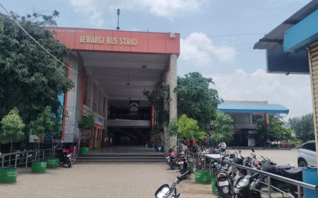 ಜೇವರ್ಗಿ ಬಸ್ ನಿಲ್ದಾಣ ಖಾಲಿ – ಸರ್ಕಾರದ ವಿರುದ್ಧ ನೌಕರರ ಹೋರಾಟ