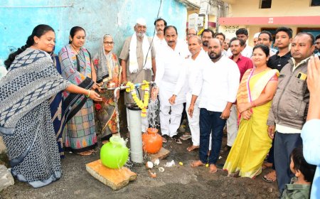 ಜಗತ್ ಬಡಾವಣೆಯಲ್ಲಿ ಕೊಳವೆಬಾವಿ ಉದ್ಘಾಟಿನೆ