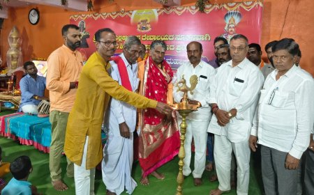 ಗಡಿಕೇಶ್ವಾರ ಸೊಲ್ಲಾಪುರ ಸಿದ್ಧರಾಮೇಶ್ವರ ಪುರಾಣ ಪುರಾಣ ಪ್ರವಚನಗಳ ಸಂದೇಶ ಜೀವನದಲ್ಲಿ ಅಳವಡಿಸಿಕೊಂಡರೆ ಜೀವನ ಸಾರ್ಥಕ