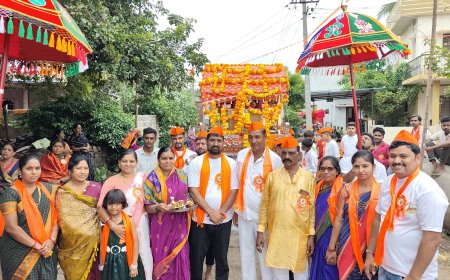 ಡಿಗ್ಗಿ ಗ್ರಾಮದಲ್ಲಿ ಶ್ರಾವಣ ಮಾಸ ಸಮಾಪ್ತಿ ಕಾರ್ಯಕ್ರಮದ ಅಂಗವಾಗಿ ಮಂಗಳವಾರ ಪಲ್ಲಕ್ಕಿ ಉತ್ಸವ