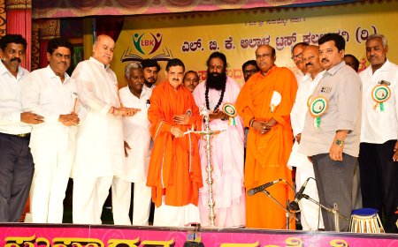 ನಾಟಕಕಾರ ಆಲ್ದಾಳ ಸ್ಮಾರಕ ನಿರ್ಮಾಣಕ್ಕೆ ಶ್ರೀಗಳ ಸಲಹೆ