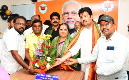 ವಿರೋಧ ಪಕ್ಷದ ನಾಯಕರಾಗಿ ಅಧಿಕಾರ ಸೀಕರಿಸಿದ ಪಾಲಿಕೆ ಸದಸ್ಯೆ ಶೋಭಾ ಗುರುರಾಜ ದೇಸಾಯಿ