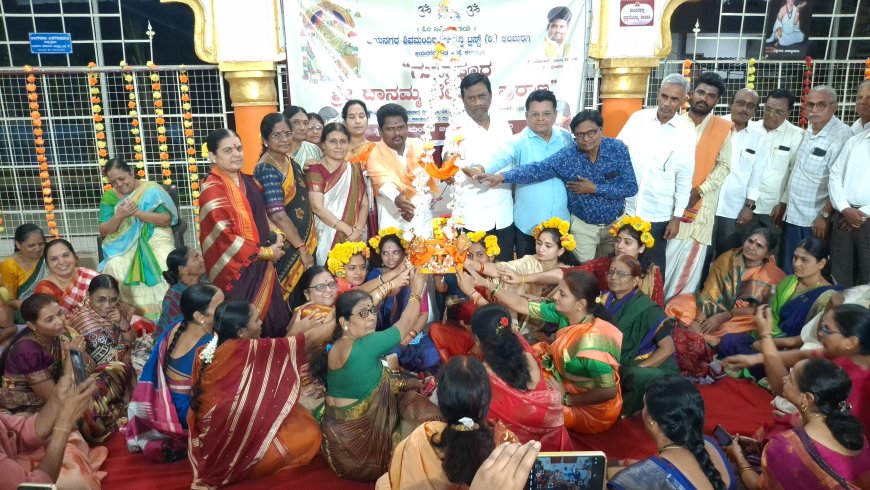 ಜಯನಗರ ಶಿವಮಂದಿರದಲ್ಲಿ ಅದ್ದೂರಿಯಾಗಿ ನೆರವೇರಿದ ದಾನಮ್ಮ ದೇವಿಯ ತೊಟ್ಟಿಲು ಕಾರ್ಯಕ್ರಮ