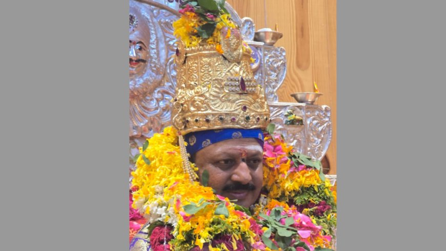 ಶ್ರೀ ಕ್ಷೇತ್ರ ನಾಲವಾರ ಶ್ರಾವಣ ಸಂಭ್ರಮ ಶ್ರೀಗಳ ಇಷ್ಟಲಿಂಗ ಸಹಿತ ಮಹಾಪಾದಪೂಜಾ ಆರಂಭ