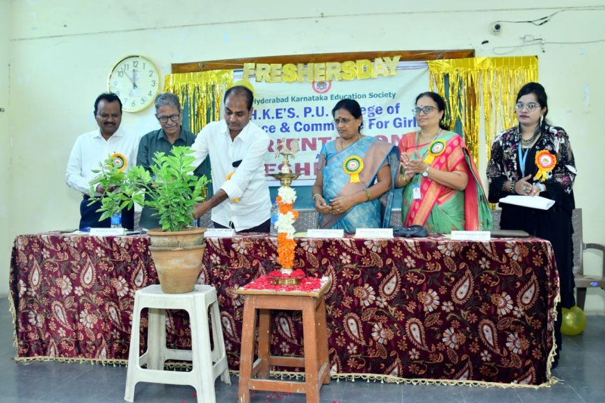 ಭಾರತೀಯ ಸಂಸ್ಕೃತಿಯಲ್ಲಿ ಗುರುಗಳಿಗೆ ಮಹತ್ವದ ಸ್ಥಾನ ನರೇಂದ್ರ ಬಡಶೇಷಿ