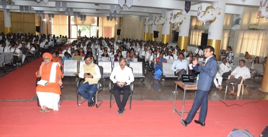 ದೊಡ್ಡಪ್ಪ ಅಪ್ಪ ಪ.ಪೂ. ವಿಜ್ಞಾನ ಕಾಲೇಜಿನಲ್ಲಿ ವರ್ಷದ ವಿಜ್ಞಾನ ಚಟುವಟಿಕೆಗಳ  ಉದ್ಘಾಟನಾ ಸಮಾರಂಭ - 2025 ಹಾಗೂ ಸ್ವಾಗತ ಸಮಾರಂಭ