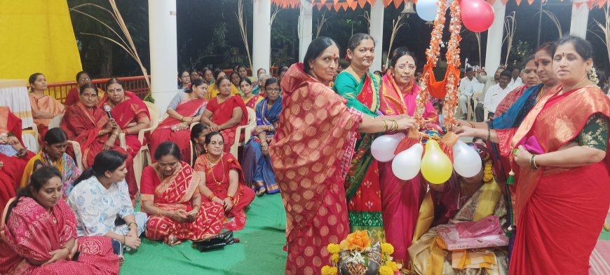 ವಿದ್ಯಾನಗರ ಮಲ್ಲಿಕಾರ್ಜುನ ದೇವಸ್ಥಾನದಲ್ಲಿ ಹಾನಗಲ್ಲ ಶ್ರೀಗಳ ತೊಟ್ಟಿಲು ಕಾರ್ಯಕ್ರಮ