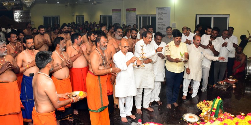 ಅಯ್ಯಪ್ಪ ಸನ್ನಿಧಾನಕ್ಕೆ ಸಚಿವ ಡಾ. ಶರಣಪ್ರಕಾಶ್ ಪಾಟೀಲ್ ಭೇಟಿ