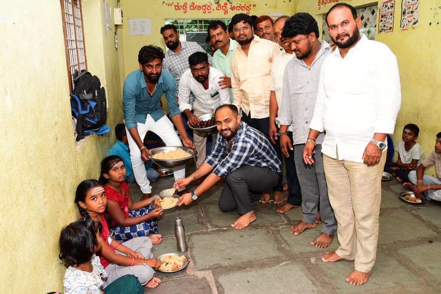 ಅಭಿಶೇಕ ಅಲ್ಲಮಪ್ರಭು ಪಾಟೀಲ ಜನ್ಮದಿನದ ಪ್ರಯುಕ್ತ ಅನ್ನದಾಸೋಹ