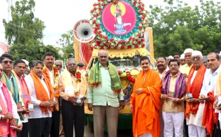 ಶ್ರೀಮದ್ ರಂಭಾಪುರಿ ಜಗದ್ಗುರುಗಳವರ ದಸರಾ ಧರ್ಮ ಸಮ್ಮೇಳನ ಪ್ರಚಾರ ರಥಕ್ಕೆ ಹಾರಕೂಡ ಶ್ರೀಗಳಿಂದ ಚಾಲನೆ