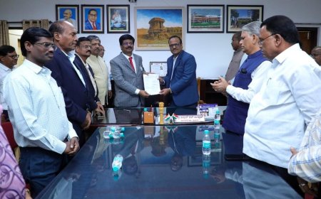 ವಿಶ್ವವಿದ್ಯಾಲಯದ ಏಳಿಗೆಗೆ ಒಗ್ಗೂಡಿ ಶ್ರಮಿಸಿ: ಪ್ರೊ ಶಶಿಕಾಂತ್ ಎಸ್ ಉಡಿಕೇರಿ