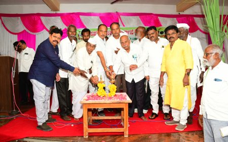 ಸಹಕಾರಿ ಸಕ್ಕರೆ ಕಾರ್ಖಾನೆ (ನಿ) ಆಳಂದ 44ನೇ ವಾರ್ಷಿಕ ಸರ್ವ ಸದಸ್ಯರ ಮಹಾಸಭೆಯನ್ನು ಹಿರಿಯ ರೈತರಿಂದ ಉದ್ಘಾಟನೆ