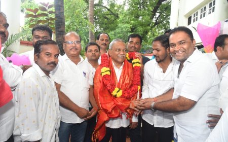 ಕಲಬುರಗಿ: ಲೋಕಸಭಾ ಸದಸ್ಯ ರಾಧಾಕೃಷ್ಣ ದೊಡ್ಡಮನಿ ಅವರಿಗೆ ಹುಟ್ಟುಹಬ್ಬದ ಹಾರೈಕೆ