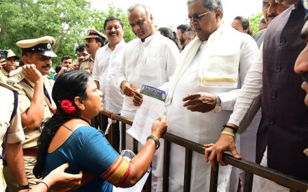 ಸ್ಲಂ ಜನಾಂದೋಲನ ಕನಾಟಕ ಜಿಲ್ಲಾ ಘಟಕ ವತಿಯಿಂದ ಮುಖ್ಯಮಂತ್ರಿ ಸಿದ್ದರಾಮಯ್ಯ ಅವರಿಗೆ ಮನವಿ