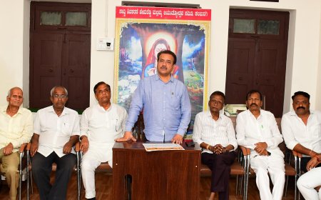 ರಡ್ಡಿ ಲಿಂಗಾಯತ ಎಂದು ನಮೂದಿಸಿ-ಡಾ. ಕಾಮರಡ್ಡಿ