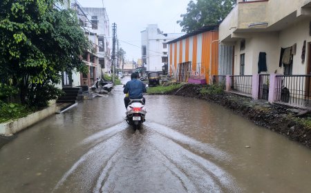 ಕಲಬುರಗಿಯಲ್ಲಿ ಮಳೆಯಿಂದಾಗಿ ಸಂಚಾರ ತೊಂದರೆ – ವಿದ್ಯಾರ್ಥಿಗಳ ಹಿತದೃಷ್ಟಿಯಿಂದ ರಜೆ ಘೋಷಣೆ ಅಗತ್ಯ
