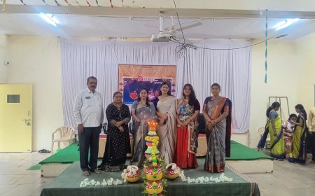 ಎಂ ಎಸ್ ಇರಾಣಿ ಕಾಲೇಜಿನಲ್ಲಿ ದಾಂಡಿಯಾ ನೃತ್ಯ