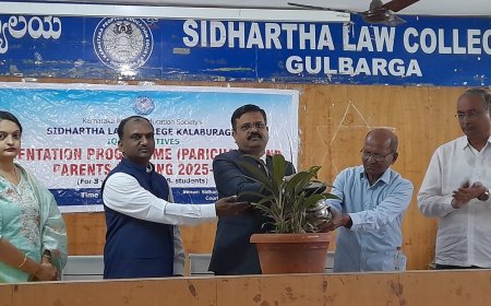 ನ್ಯಾಯವಾದಿಗಳು ಒಳ್ಳೆಯ ಸಮಾಜದ ನಿರ್ಮಾಣಕರ್ತರು”