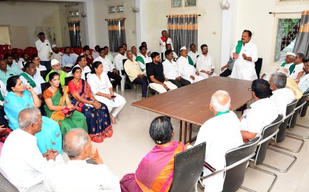 ಅ.2 ರಿಂದ ಅನಿರ್ದಿಷ್ಟ ಧರಣಿ ಸತ್ಯಾಗ್ರಹ. ಅ. 13 ರಂದು ಕಲಬುರಗಿ ಬಂದ್ ಕರೆ ದುಂಡು ಮೇಜಿನ ಸಭೆಯಲ್ಲಿ ತಿರ್ಮಾನ