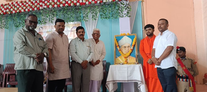 ಶಿಕ್ಷಕರ ಕೈಯಲ್ಲಿ ಮಕ್ಕಳ ಭವಿಷ್ಯವಿದೆ : ಡಾ. ಚಂದ್ರಕಾಂತ ಕೆಳಮನಿ.