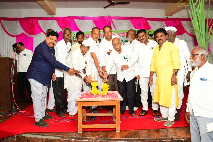 ಸಹಕಾರಿ ಸಕ್ಕರೆ ಕಾರ್ಖಾನೆ (ನಿ) ಆಳಂದ 44ನೇ ವಾರ್ಷಿಕ ಸರ್ವ ಸದಸ್ಯರ ಮಹಾಸಭೆಯನ್ನು ಹಿರಿಯ ರೈತರಿಂದ ಉದ್ಘಾಟನೆ