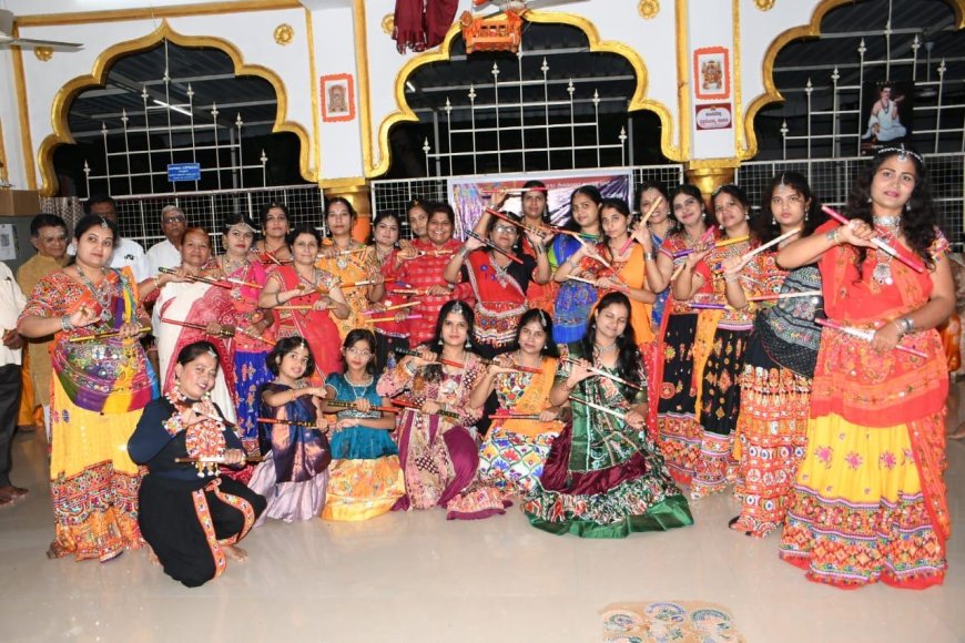 ಜಯನಗರ ಶಿವಮಂದಿರದಲ್ಲಿ ಸಂಭ್ರಮದಿಂದ ಜರುಗಿದ ಗರ್ಭಾ ದಾಂಡಿಯಾ ನೃತ್ಯ