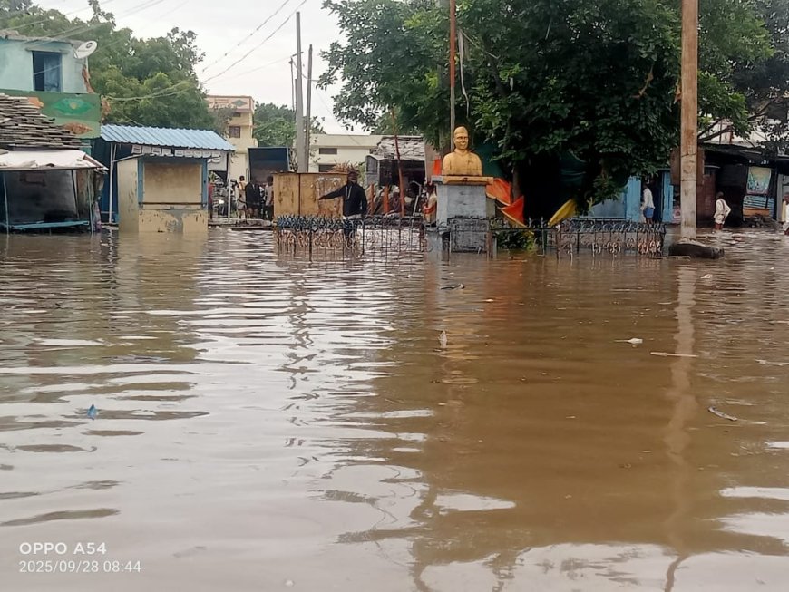ಓಡಲು ತುಂಬಿಕೊಂಡ ಭೀಮಾ ನದಿ : ಕೊಲ್ಲೂರು ಜಲಾವೃತ : ಗಂಜಿ ಕೇಂದ್ರ ಸ್ಥಾಪನೆ