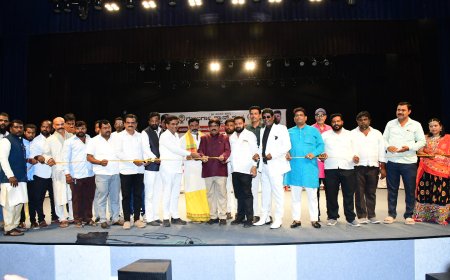 ಗುಲಬರ್ಗಾ ಡ್ಯಾನ್ಸ್ ಸಂಘ ಹಾಗೂ ಧ್ವಂಸ ಚಲನಚಿತ್ರ ಅರ್ಪಿಸುವ , ಜಾನಪದ ನೃತ್ಯ ಸಂಭ್ರಮ