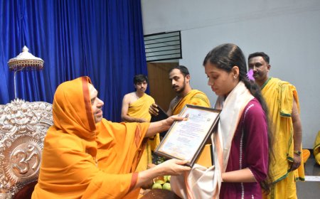 ಕು. ಸಂಜನಾ ಎಸ್ ಪಿಯುಸಿ ವಿಜ್ಞಾನ ವಿಭಾಗದಲ್ಲಿ ರಾಜ್ಯಕ್ಕೆ ಆರನೇ ಸ್ಥಾನದ ಪ್ರತಿಭೆಗೆ ಗುರು ಅನುಗ್ರಹ