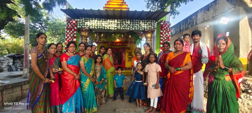 ಹೊಸೂರಲ್ಲಿ ಮಹಿಳೆಯರ ದಸರಾ ಸಂಭ್ರಮ