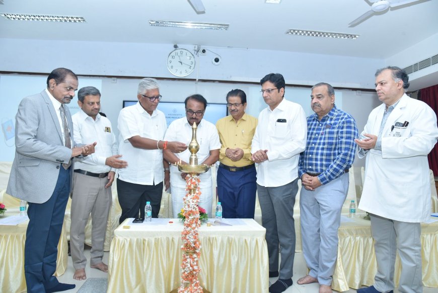 ಎಂ ಆರ್ ಎಂ ಸಿ ಯಲ್ಲಿ ಓರಿಯೆಂಟೆಶನ್ ಹಾಗೂ ವೈಟ್ ಕೊಟ್ ಸಮಾರಂಭ