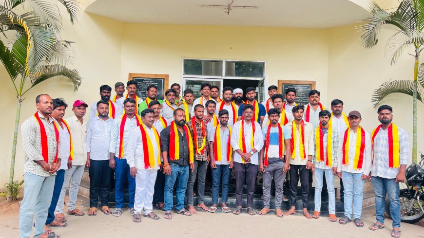 ಗುರುಮಠಕಲ್‌ನಲ್ಲಿ ಕರ್ನಾಟಕ ರಕ್ಷಣಾ ವೇದಿಕೆಯ ರಾಜ್ಯೋತ್ಸವ ಪೂರ್ವಭಾವಿ ಸಭೆ ನಡೆಯಿತು