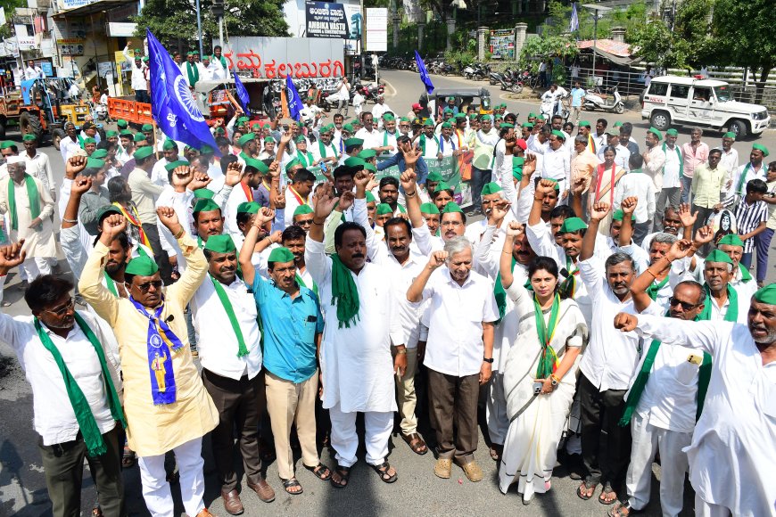 ಬಂದ ಕರೆ ಯಶಸ್ವಿ: ನಗರದಲ್ಲಿ ಶಾಂತಿಪೂರ್ಣ ಪ್ರತಿಭಟನೆ ನಡೆಸಿದರ ರೈತರು