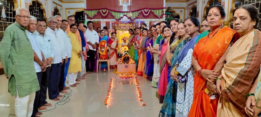 ಜಯನಗರ ಶಿವಮಂದಿರದಲ್ಲಿ ಅದ್ಧೂರಿಯಾಗಿ ದೀಪೋತ್ಸವ ಆಚರಣೆ.