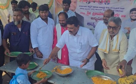 ಆಳಂದದಲ್ಲಿ ಸಚಿವ ಪ್ರಿಯಾಂಕ ಖರ್ಗೆಯವರ ೪೭ನೇ ಜನ್ಮದಿನ: ಅನ್ನಸಂತರ್ಪಣೆ