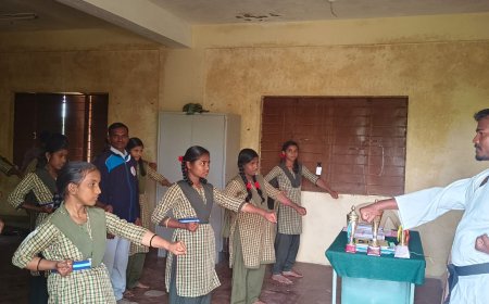 ಕಾಸರಬೋಸಗಾ ಸರ್ಕಾರಿ ಪ್ರೌಢಶಾಲೆಯಲ್ಲಿ ಕರಾಟೆ ಸ್ವಯಂ ರಕ್ಷಣಾ ಮುಷ್ಟಿ ಪ್ರಯೋಗ ಕಾರ್ಯಕ್ರಮ