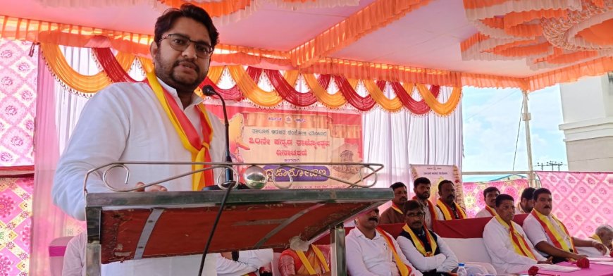 ಚಿಂಚೋಳಿ ಆಡಳಿತ ವತಿಯಿಂದ ೭೦ನೇ ಕನ್ನಡ ರಾಜ್ಯೋತ್ಸವ ಆಚರಣೆ