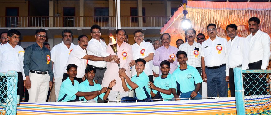 ಬಾಲಕರ ಅಥ್ಲೆಟಿಕ್ಸ್ ಕ್ರೀಡಾಕೂಟಗಳು ಕಾರ್ಯಕ್ರಮಕ್ಕೆ ಚಾಲನೆ